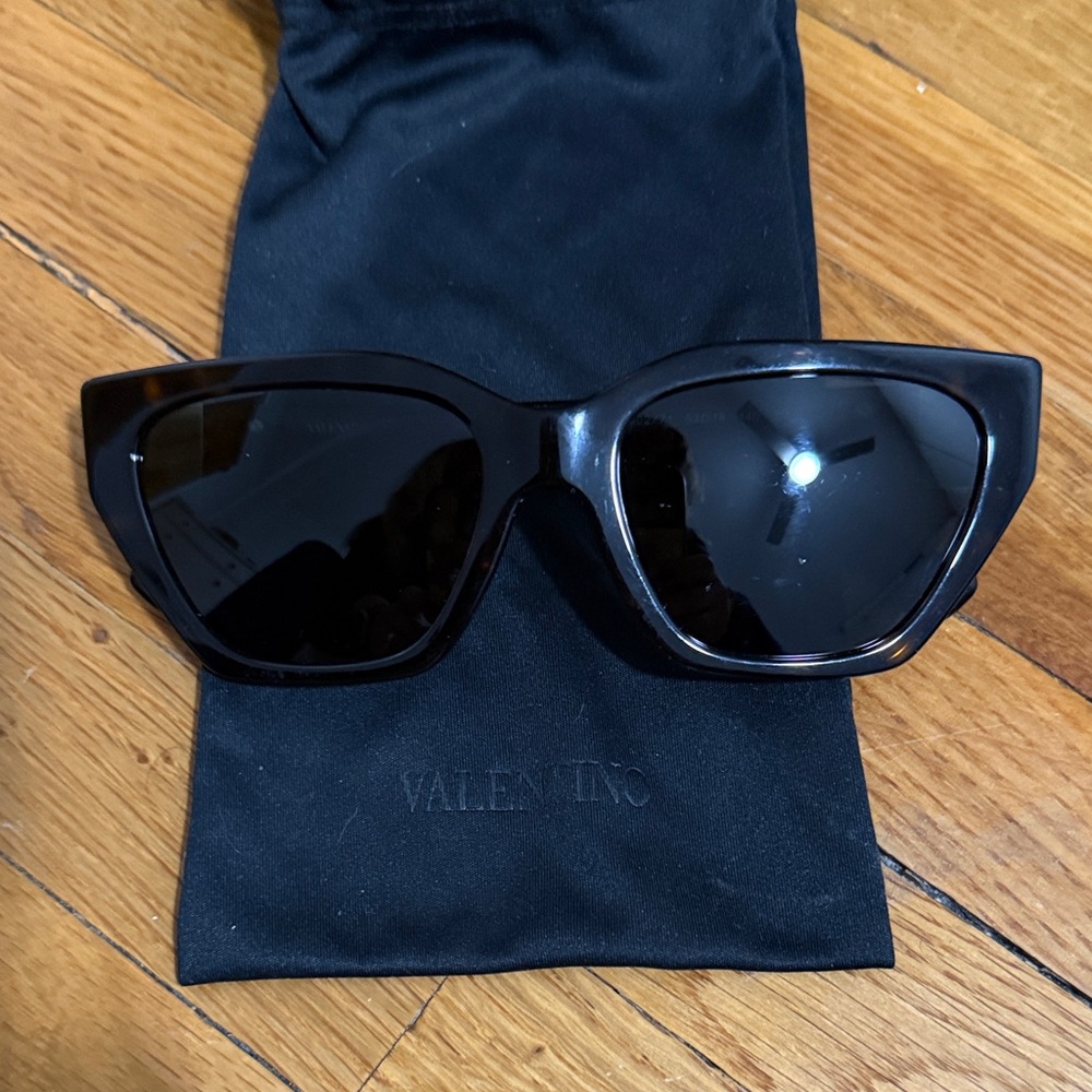 Valentino Women's Sunglasses in Sleek Black